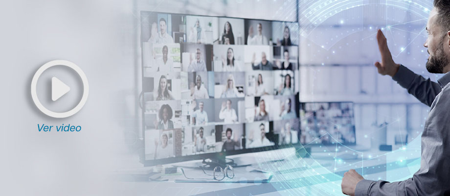 Imagen ilustrativa de una persona teniendo una videoconferencia Telmex